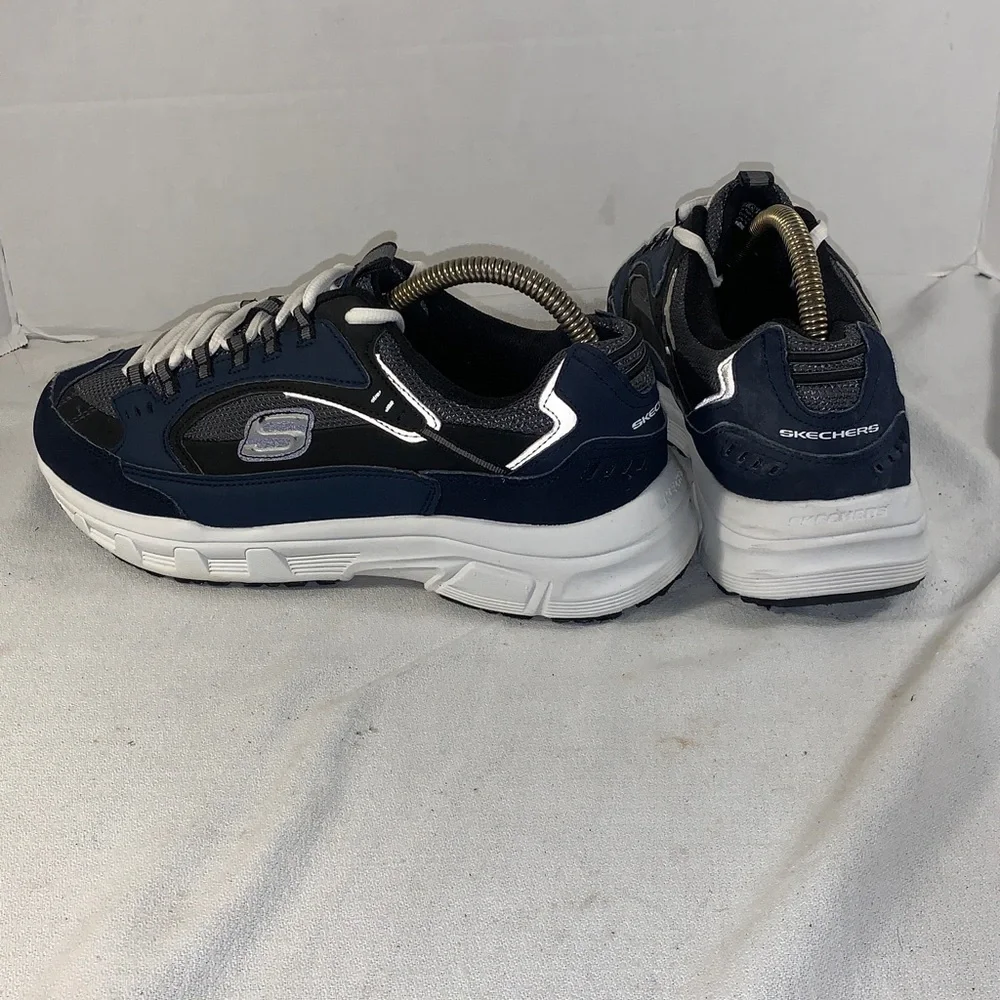 Skechers Mens Stamina Cutback Dark Blue/White Athletic Shoes